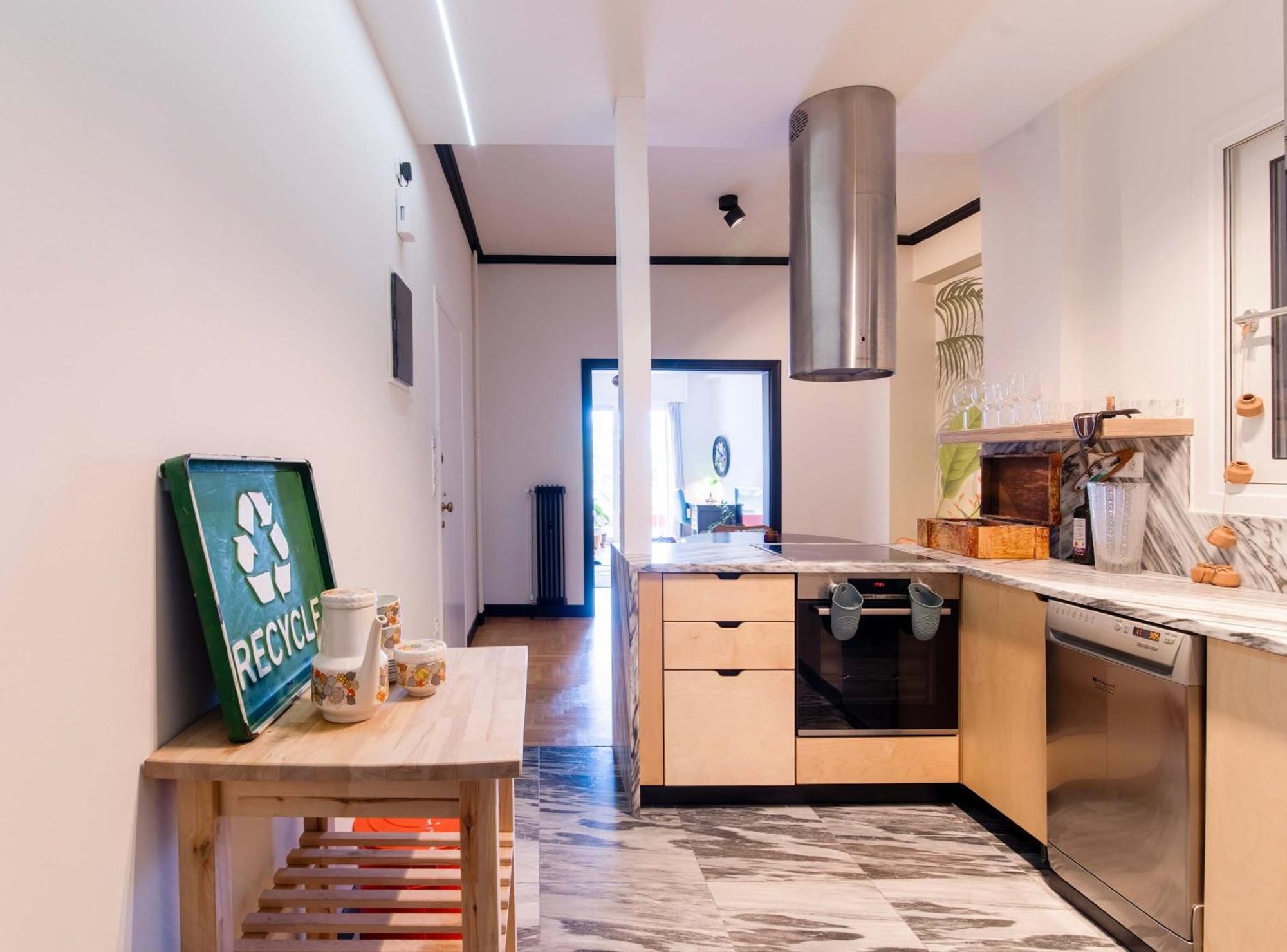 O&O Group Stylish Jungle Retreat Kolonaki Center Apartment เอเธนส์ ภายนอก รูปภาพ