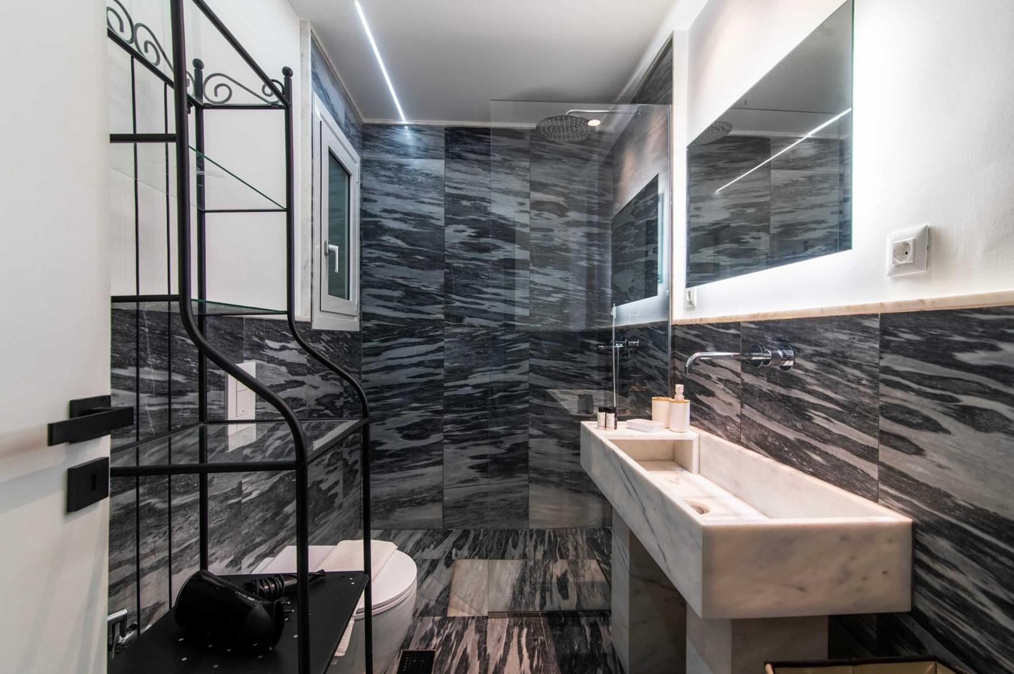 O&O Group Stylish Jungle Retreat Kolonaki Center Apartment เอเธนส์ ภายนอก รูปภาพ